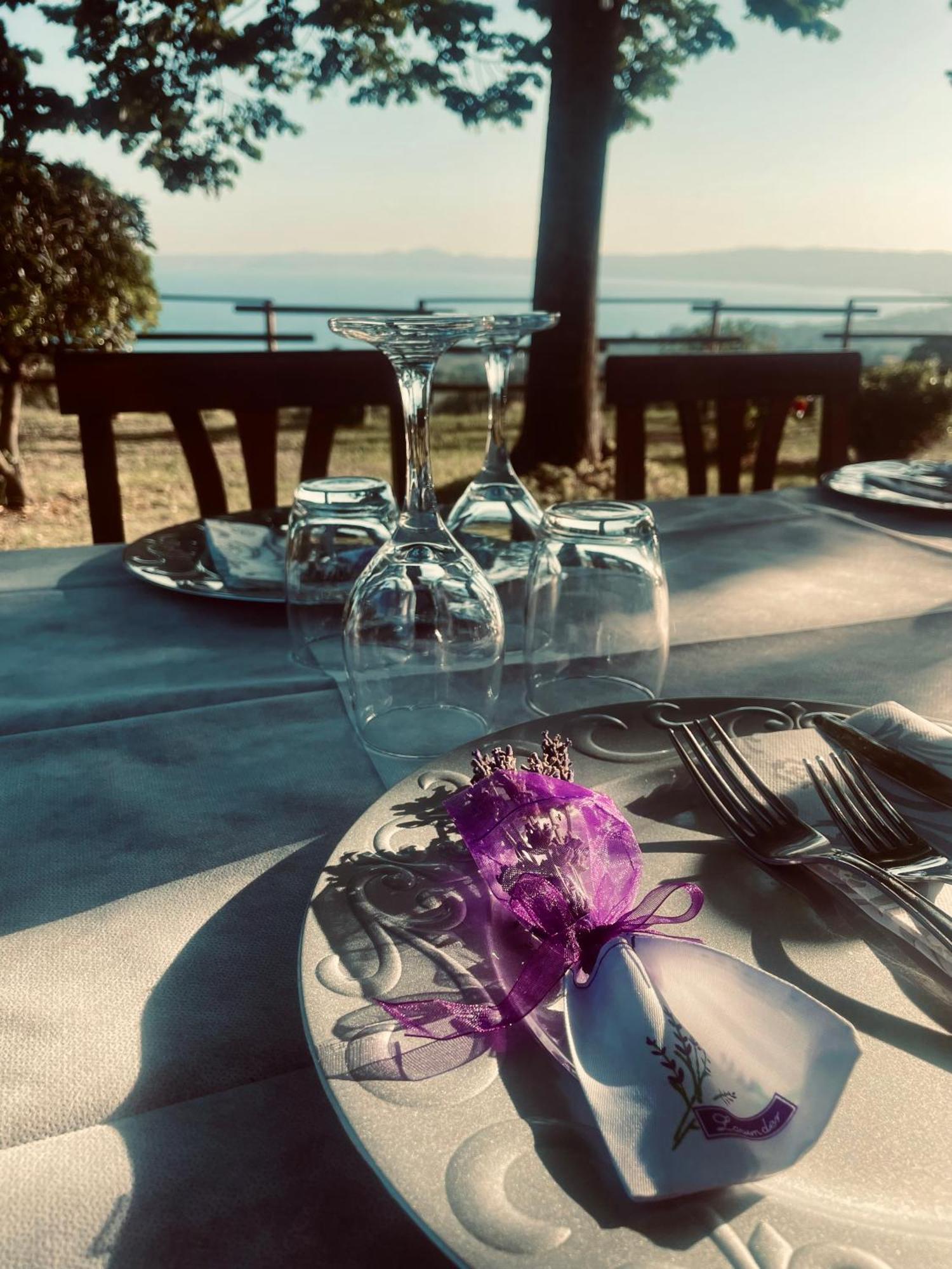 Agriturismo Belvedere Hostal Bolsena Exterior foto